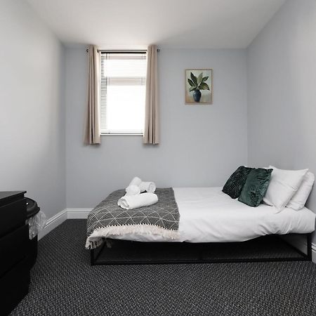 En-Suite Double Rooms, Smart Tv Comfy Style Llanelli Zewnętrze zdjęcie