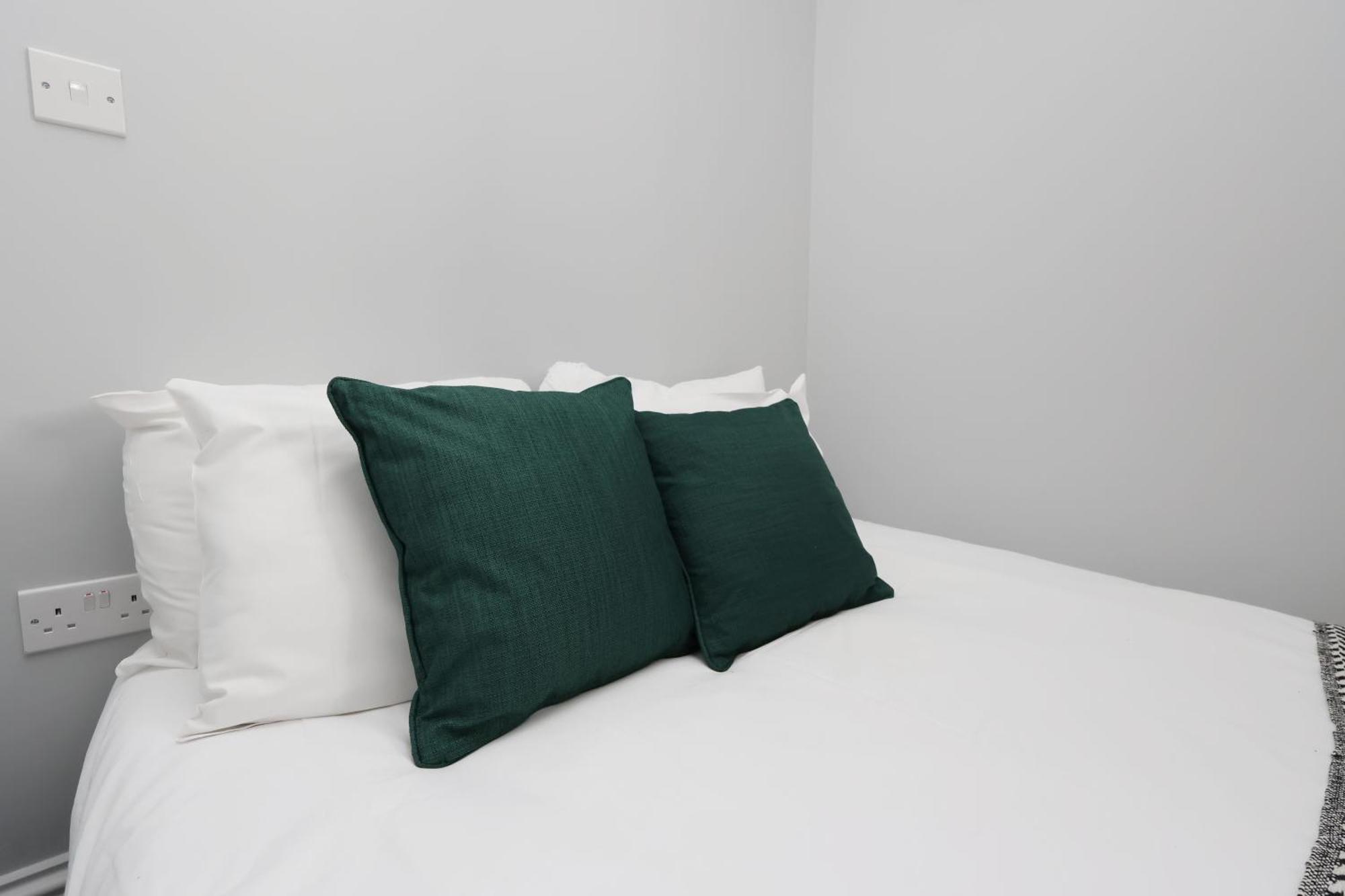 En-Suite Double Rooms, Smart Tv Comfy Style Llanelli Zewnętrze zdjęcie