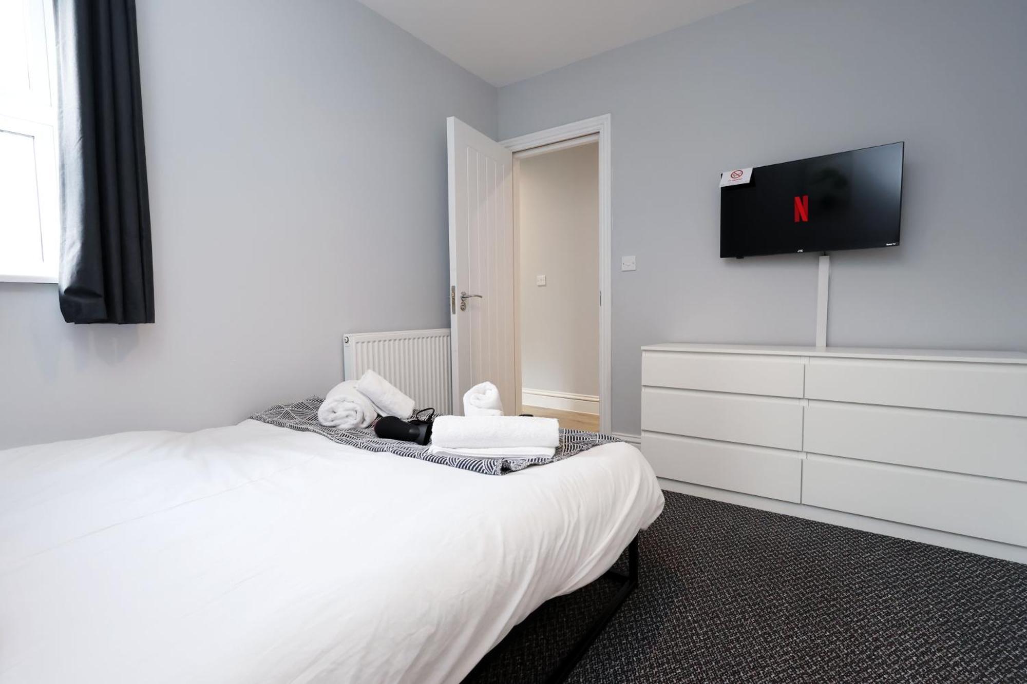En-Suite Double Rooms, Smart Tv Comfy Style Llanelli Zewnętrze zdjęcie