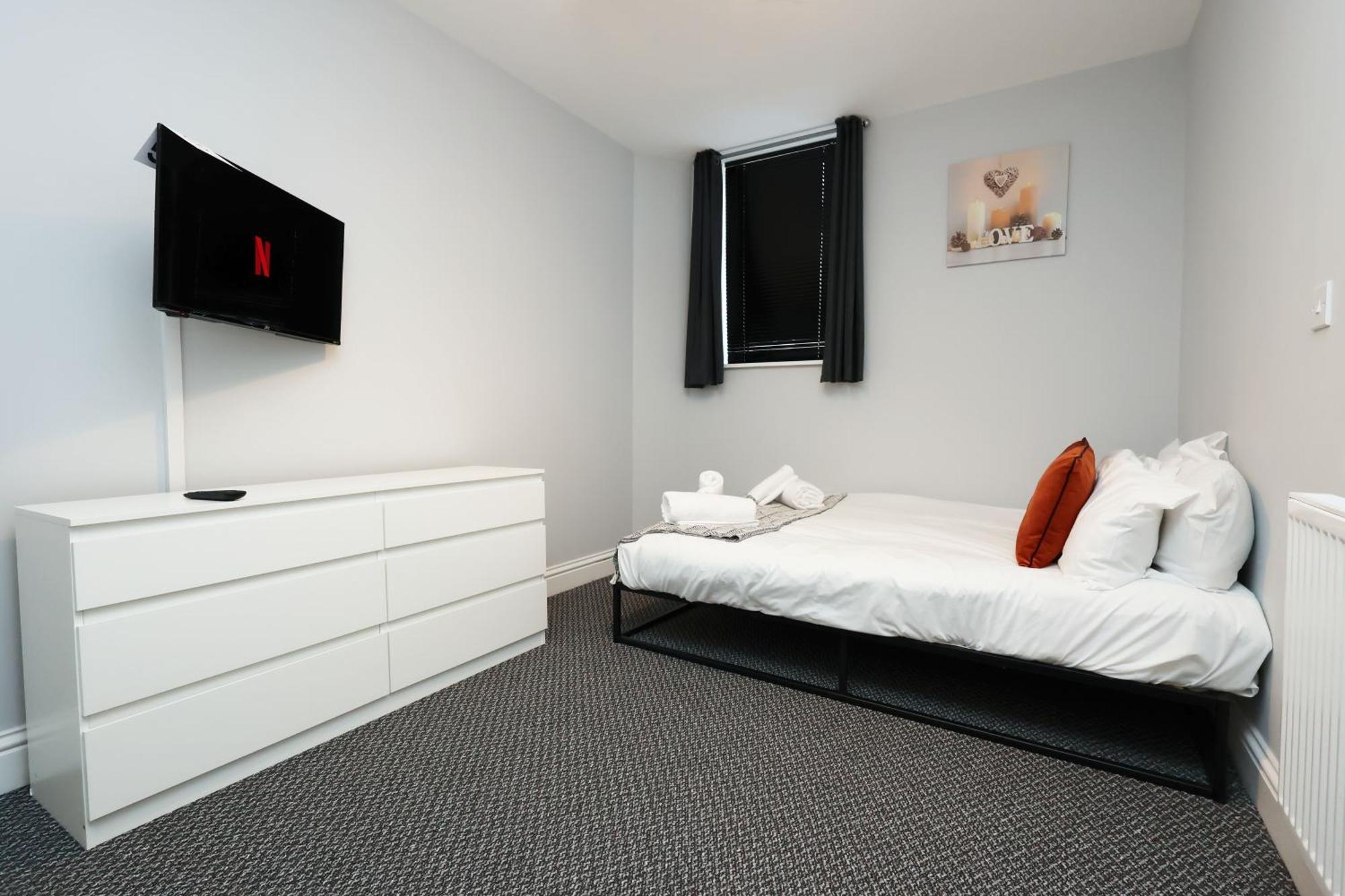 En-Suite Double Rooms, Smart Tv Comfy Style Llanelli Zewnętrze zdjęcie