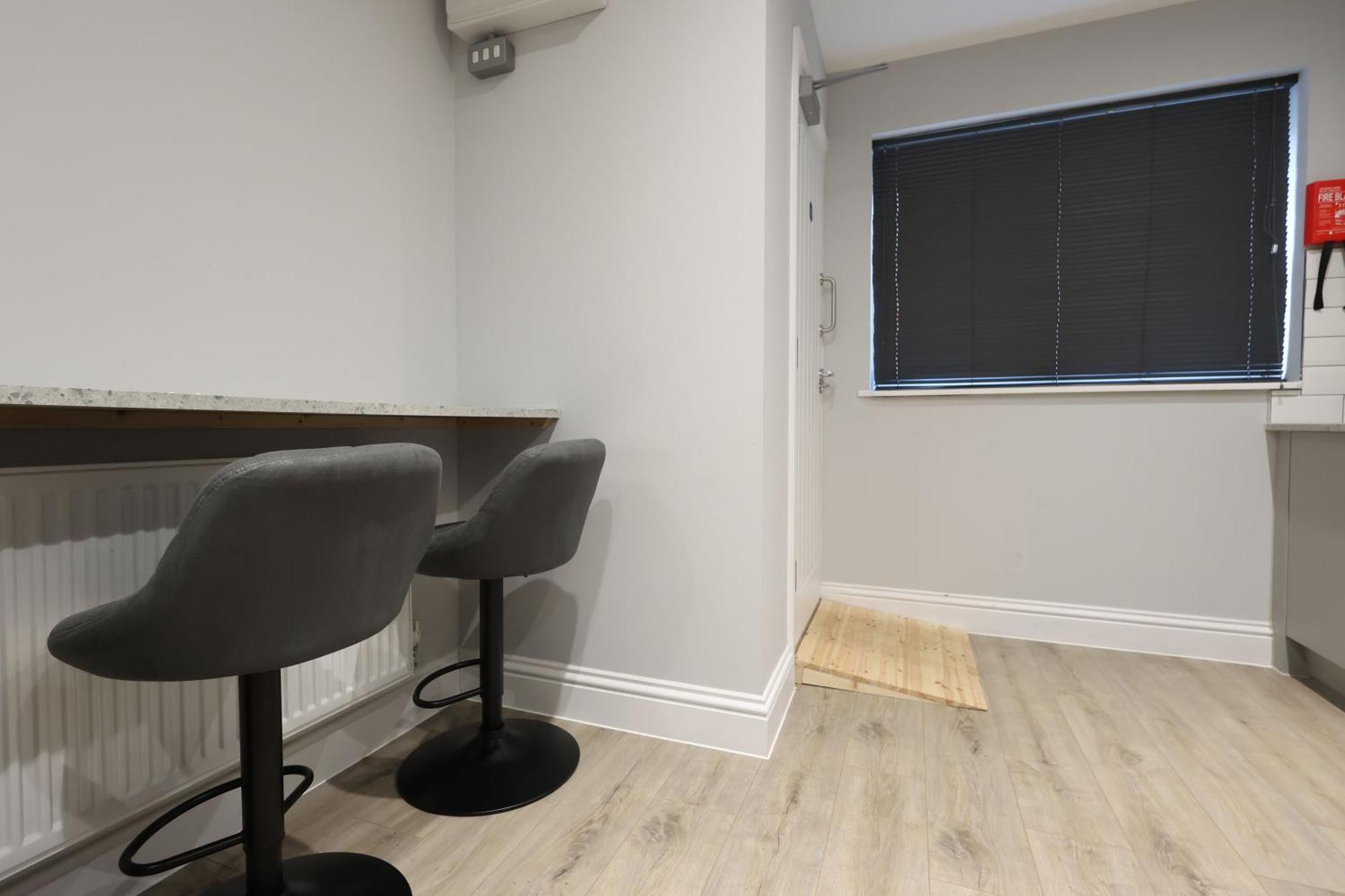 En-Suite Double Rooms, Smart Tv Comfy Style Llanelli Zewnętrze zdjęcie