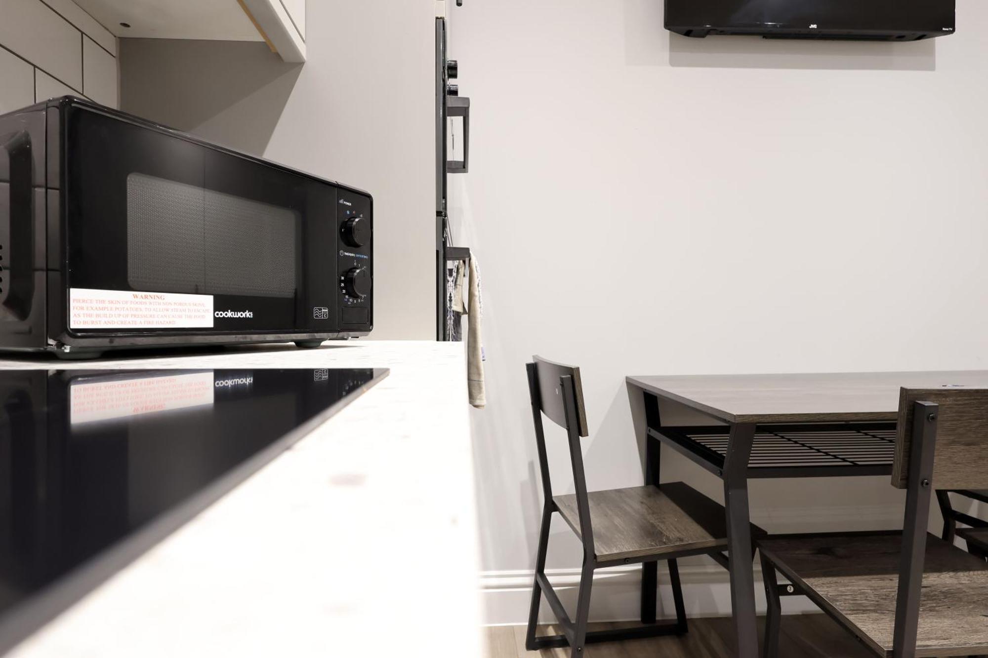 En-Suite Double Rooms, Smart Tv Comfy Style Llanelli Zewnętrze zdjęcie