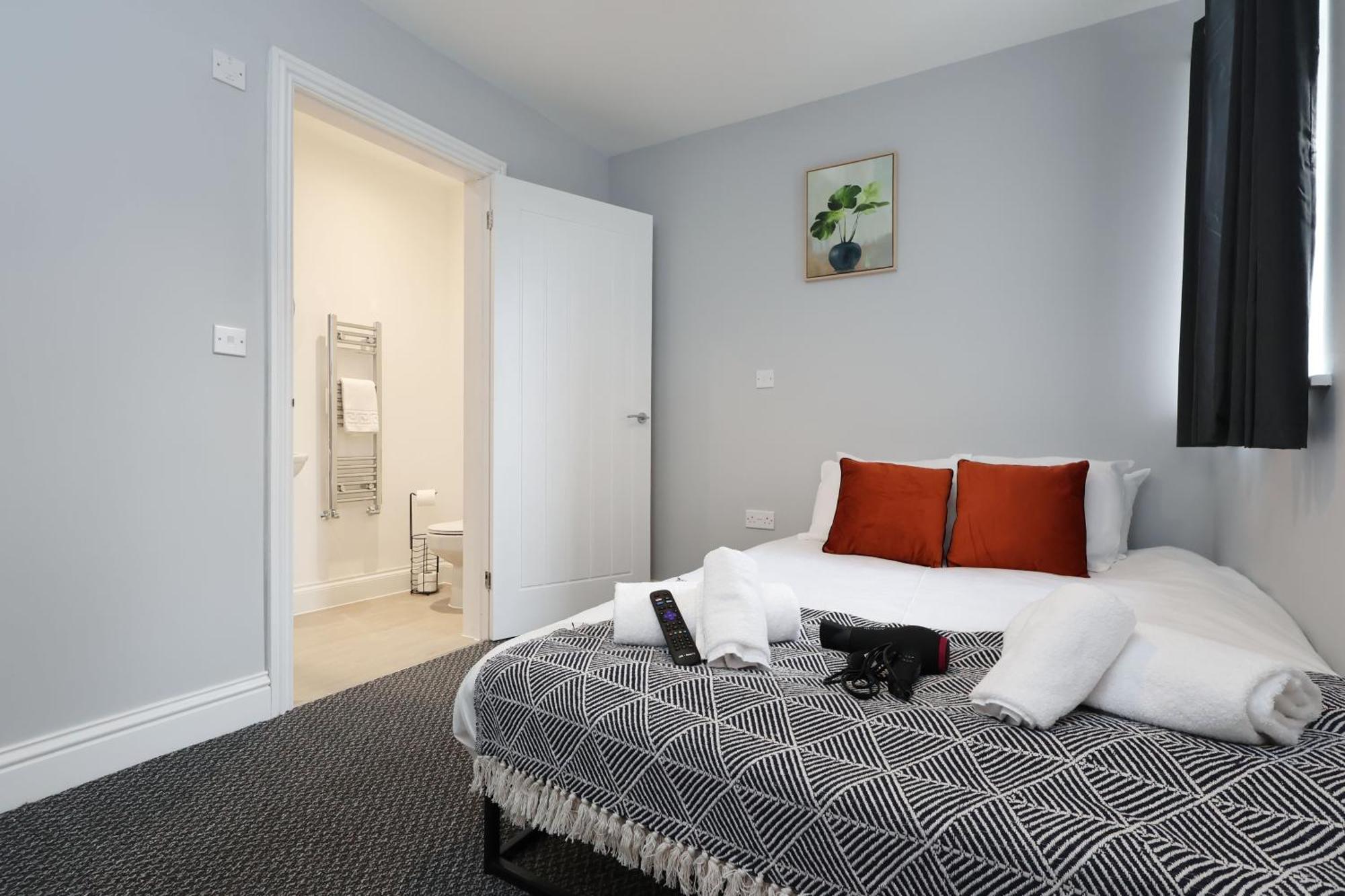 En-Suite Double Rooms, Smart Tv Comfy Style Llanelli Zewnętrze zdjęcie