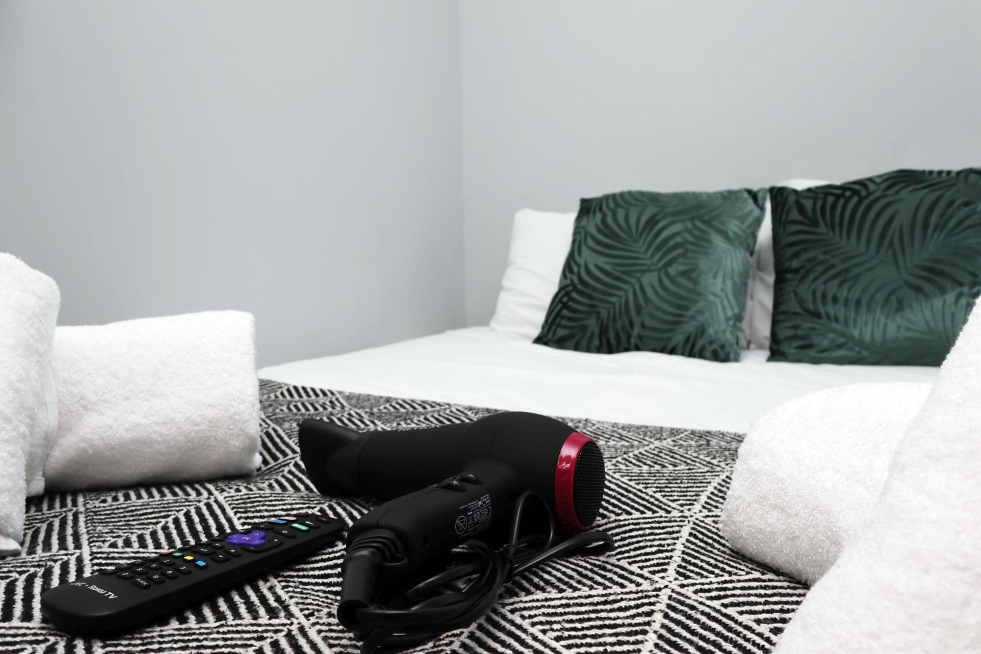 En-Suite Double Rooms, Smart Tv Comfy Style Llanelli Zewnętrze zdjęcie