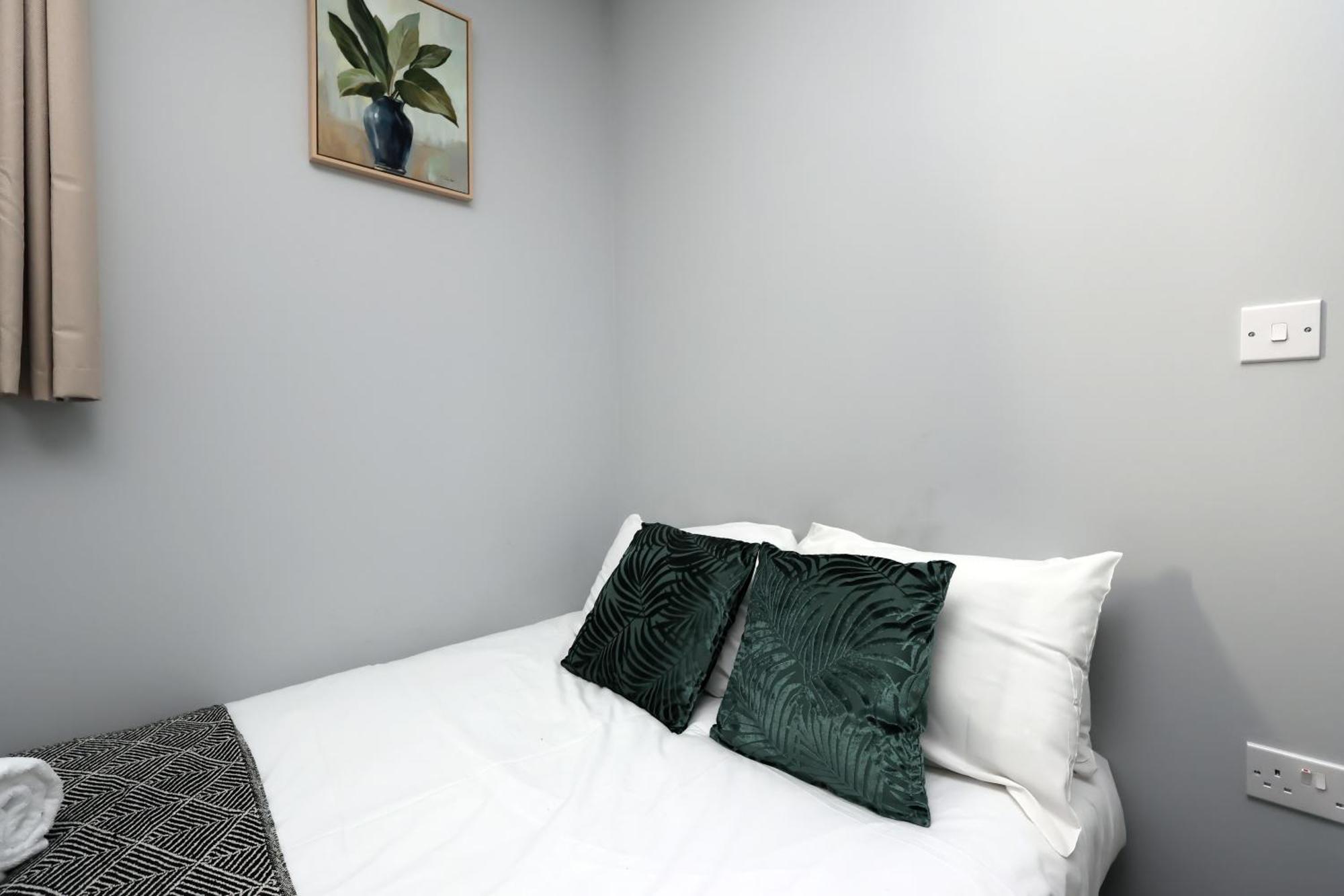 En-Suite Double Rooms, Smart Tv Comfy Style Llanelli Zewnętrze zdjęcie